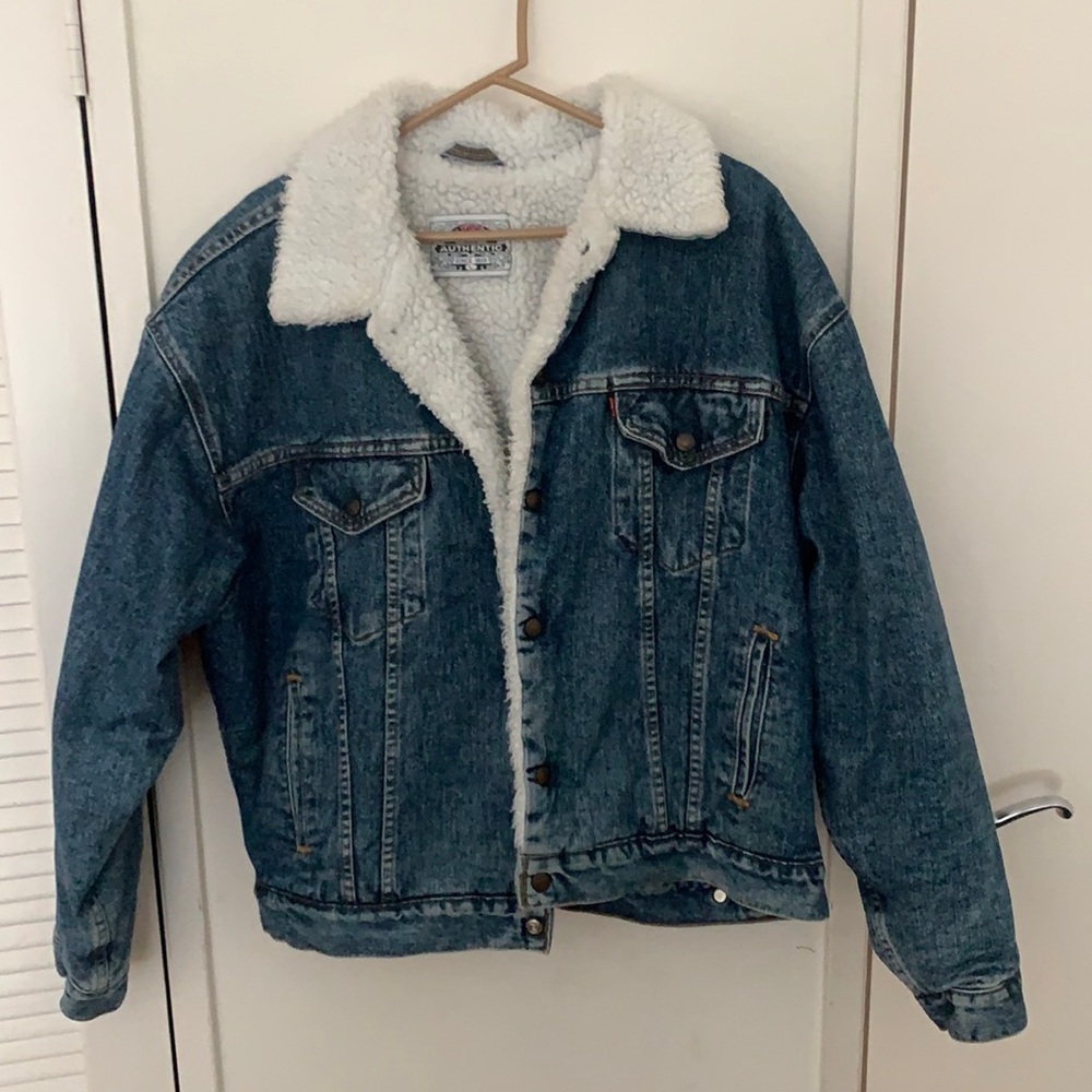Levi Denim Jacket with Sherpa Lining and Collar.